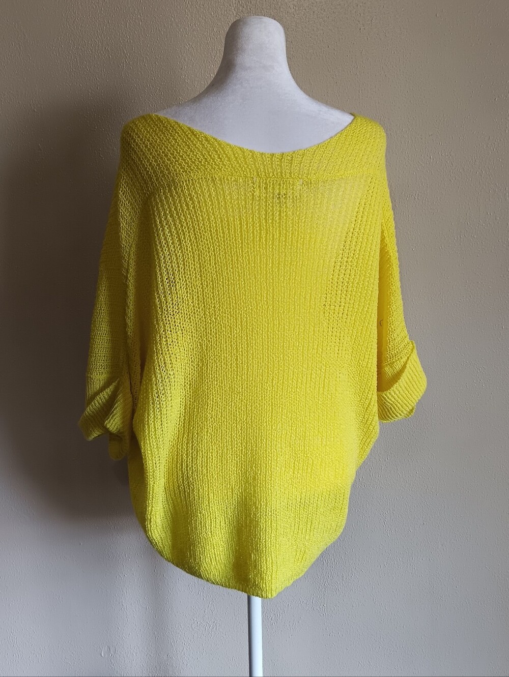 Slouchy Bright Yellow Knit Boatneck Women's Sweater, Ces Femme Size M / L - Picture 4 of 9